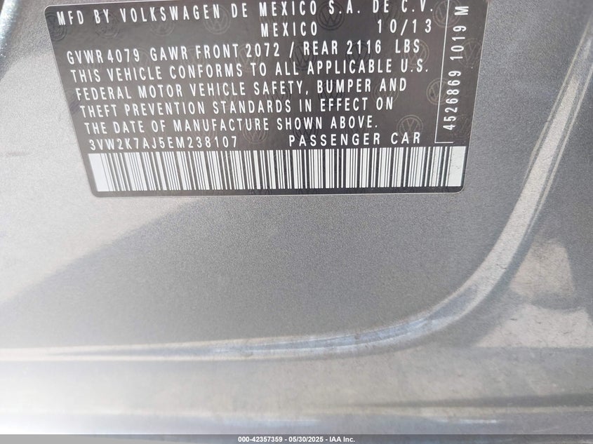 2014 VOLKSWAGEN JETTA 2.0L S - 3VW2K7AJ5EM238107