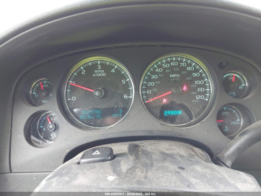 2012 CHEVROLET TAHOE VIN: 1GNSKBE05CR215985