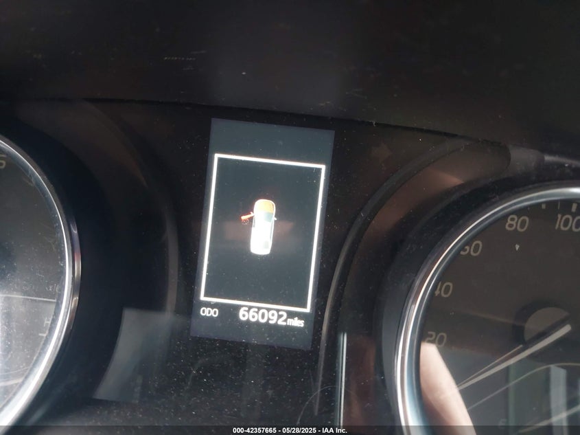 2018 TOYOTA CAMRY LE - 4T1B11HK0JU609743