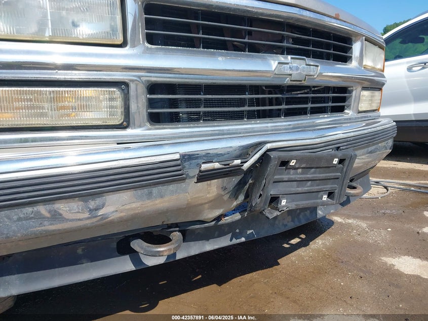 1999 Chevrolet Tahoe Ls VIN: 1GNEK13R1XJ485261 Lot: 42357891