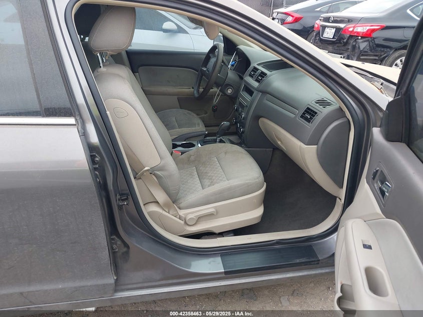 2010 FORD FUSION VIN: 3FAHP0HAXAR402448
