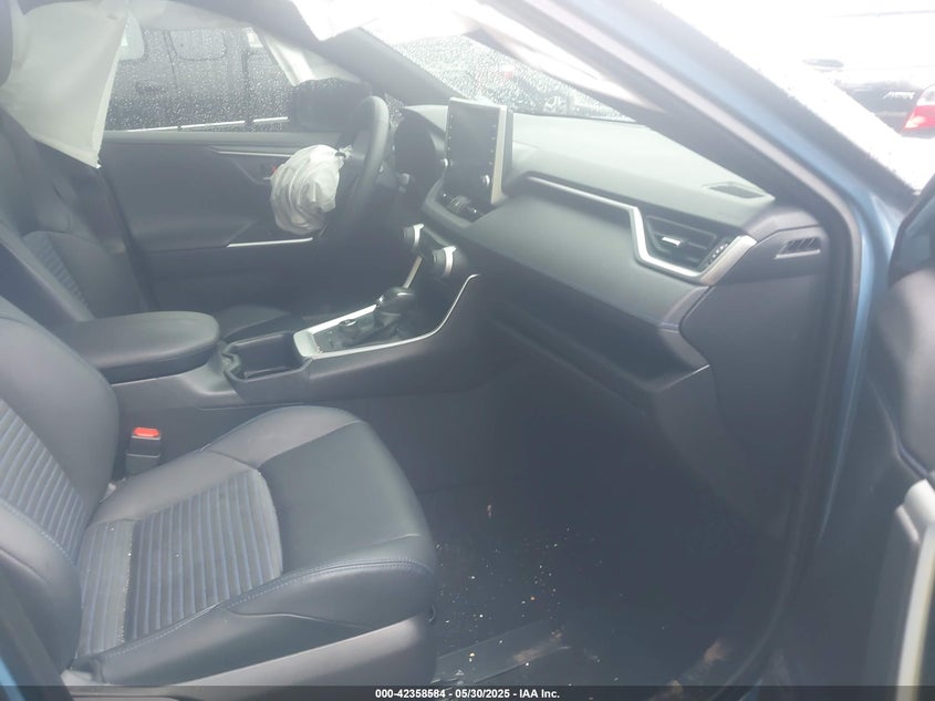 2022 TOYOTA RAV4 VIN: JTME6RFV7ND527447