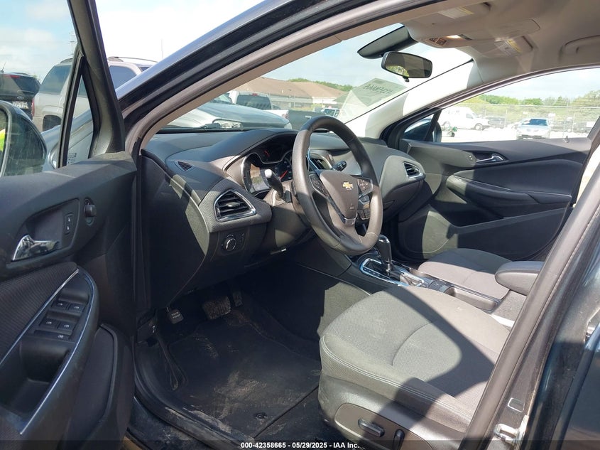 2017 CHEVROLET CRUZE VIN: 3G1BE6SM3HS608198