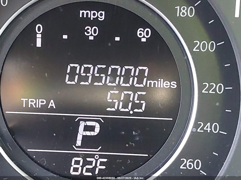 2013 HONDA ACCORD VIN: 1HGCR2F84DA105444
