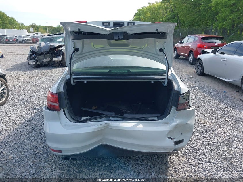 2018 VOLKSWAGEN JETTA VIN: 3VW2B7AJ1JM238700