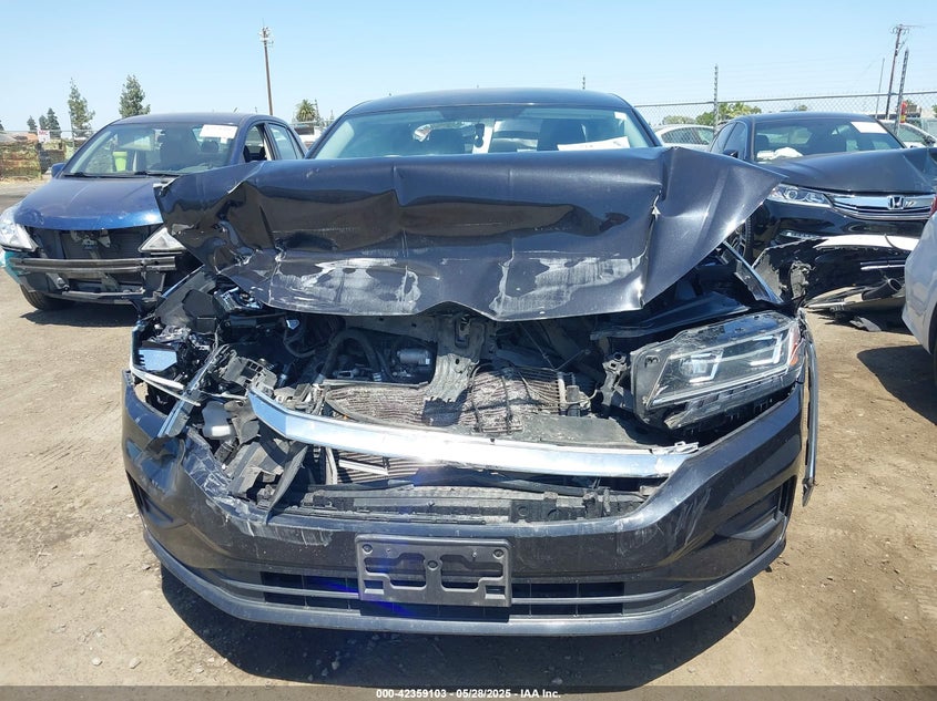 2021 VOLKSWAGEN PASSAT VIN: 1VWAA7A31MC005888