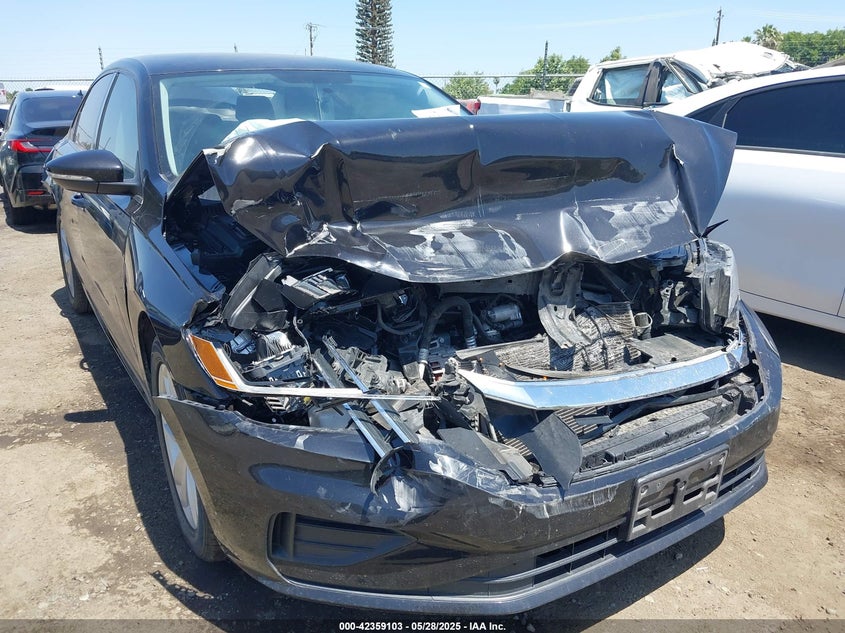 2021 VOLKSWAGEN PASSAT VIN: 1VWAA7A31MC005888