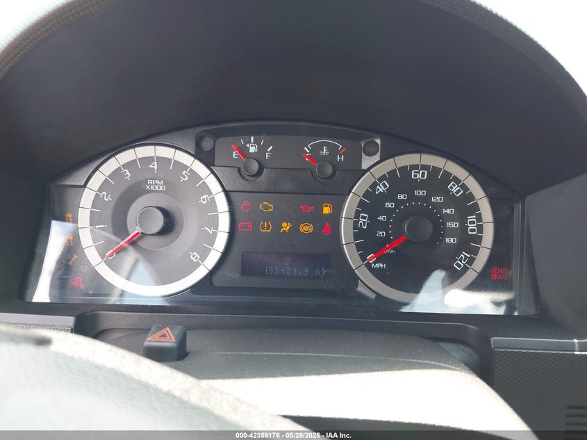 2011 FORD ESCAPE VIN: 1FMCU0EGXBKA27247