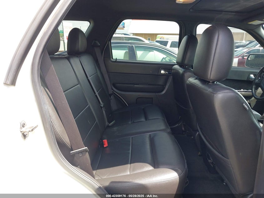 2011 FORD ESCAPE VIN: 1FMCU0EGXBKA27247