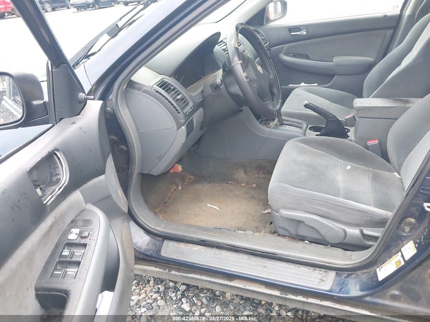 2007 HONDA ACCORD VIN: 1HGCM56117A014297