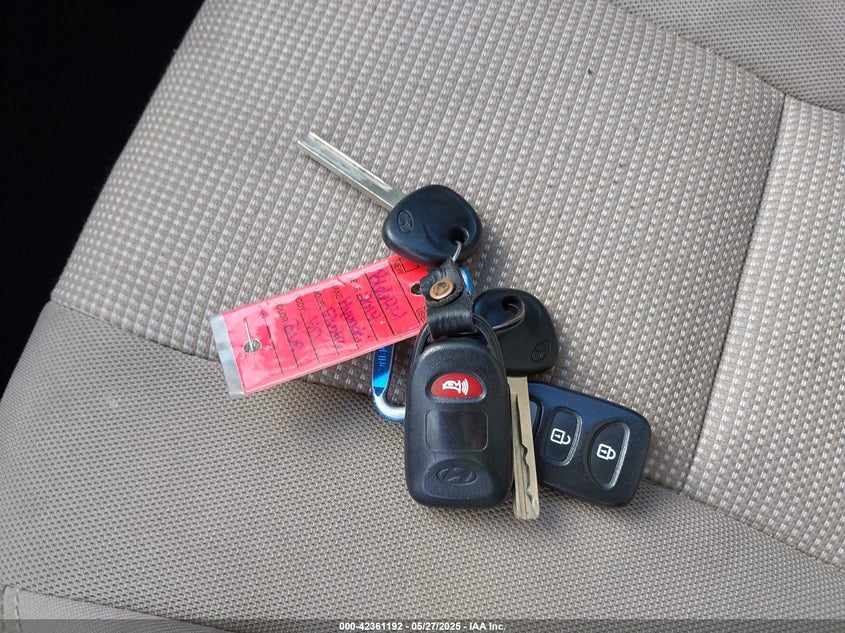 2014 HYUNDAI ELANTRA GT VIN: KMHD35LH6EU202361