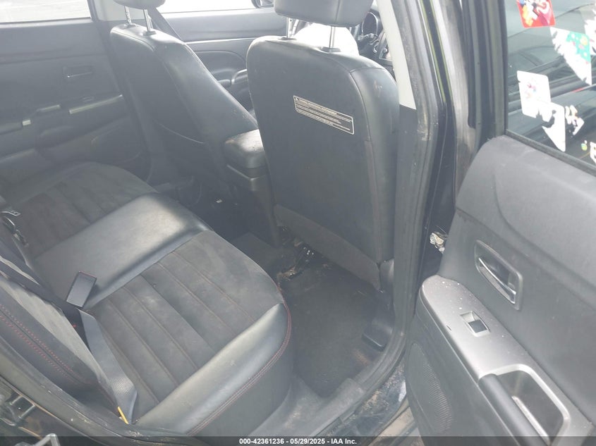 2018 MITSUBISHI OUTLANDER SPORT 2.4 SE - JA4AP3AW7JU019878