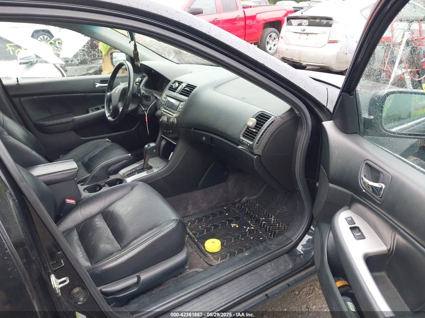 2007 HONDA ACCORD VIN: 1HGCM56867A155590