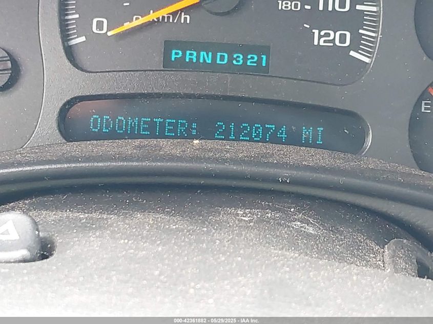 2005 Chevrolet Tahoe VIN: 1GNEC13T853189000 Lot: 42361882