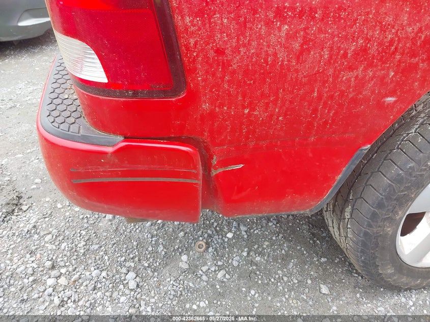 2016 RAM 1500 VIN: 3C6RR6KT3GG135929