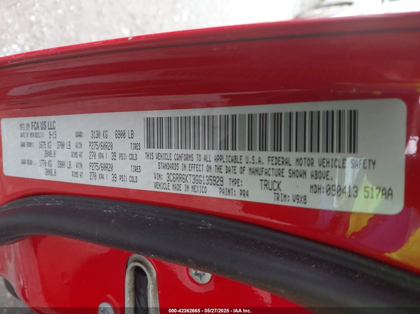 2016 RAM 1500 VIN: 3C6RR6KT3GG135929