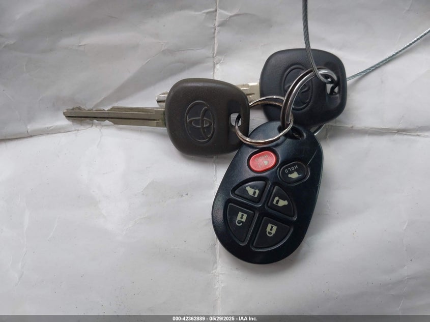 2008 TOYOTA SIENNA VIN: 5TDZK22C48S134667