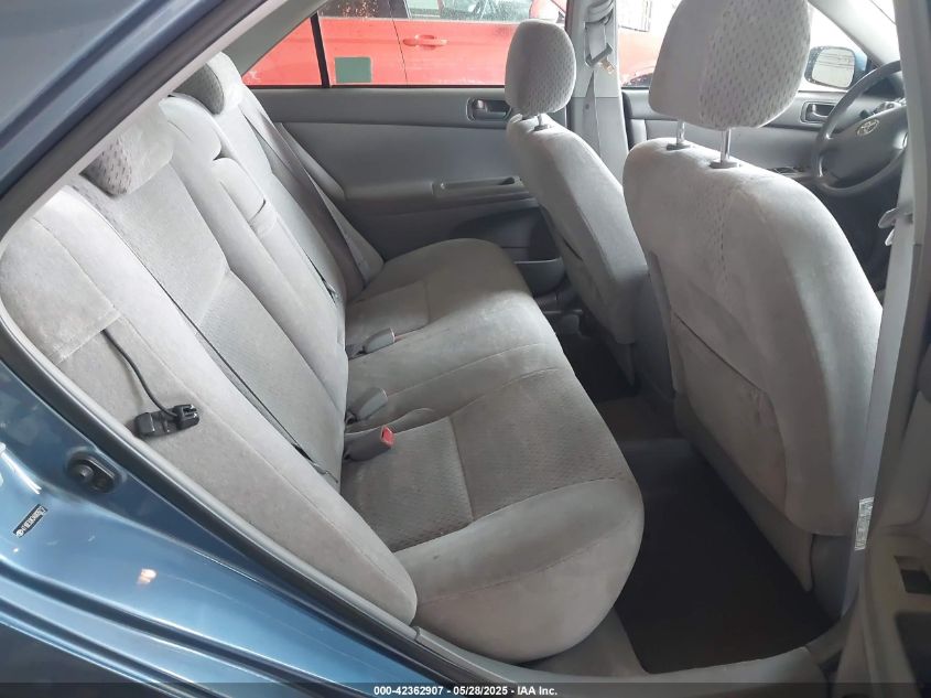 2004 Toyota Camry Le/Se/Std/Xle VIN: 4T1BE32K34U826717 Lot: 42362907