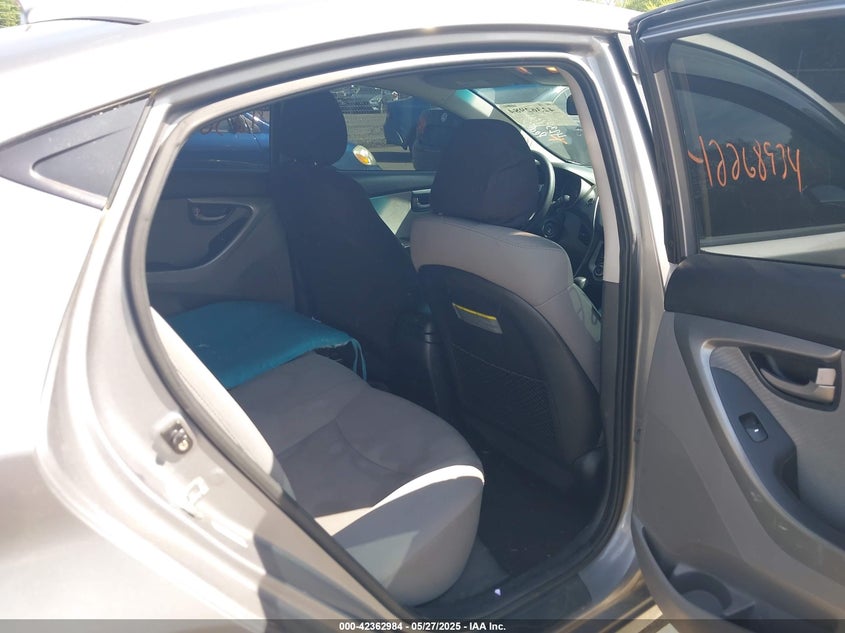 2011 HYUNDAI ELANTRA VIN: KMHDH4AE6BU104186