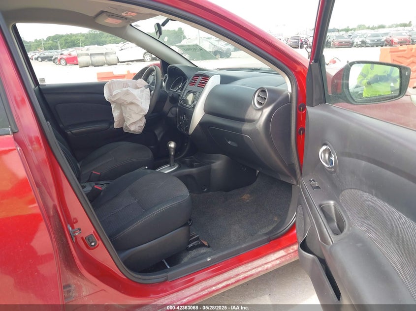 2015 NISSAN VERSA 1.6 SL - 3N1CN7AP0FL865326