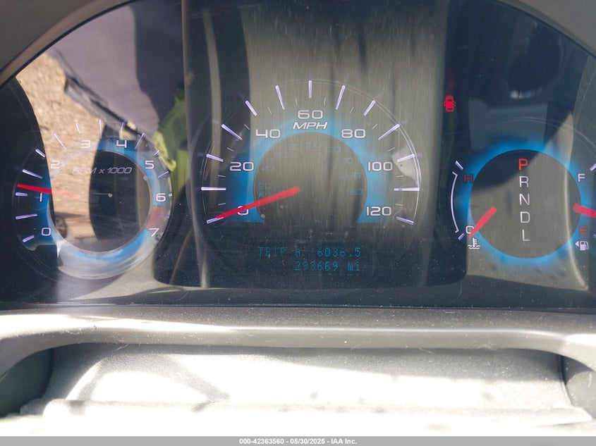 2010 FORD FUSION VIN: 3FAHP0JA2AR399992