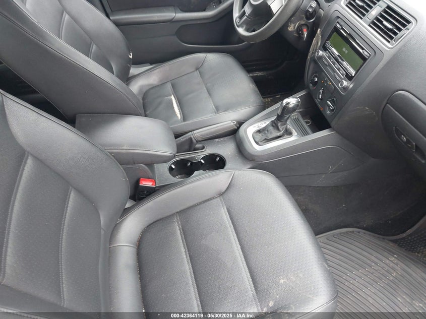 2014 VOLKSWAGEN JETTA VIN: 3VWD07AJ6EM294202
