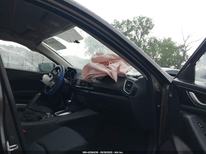 2015 MAZDA MAZDA3 auction photo 5