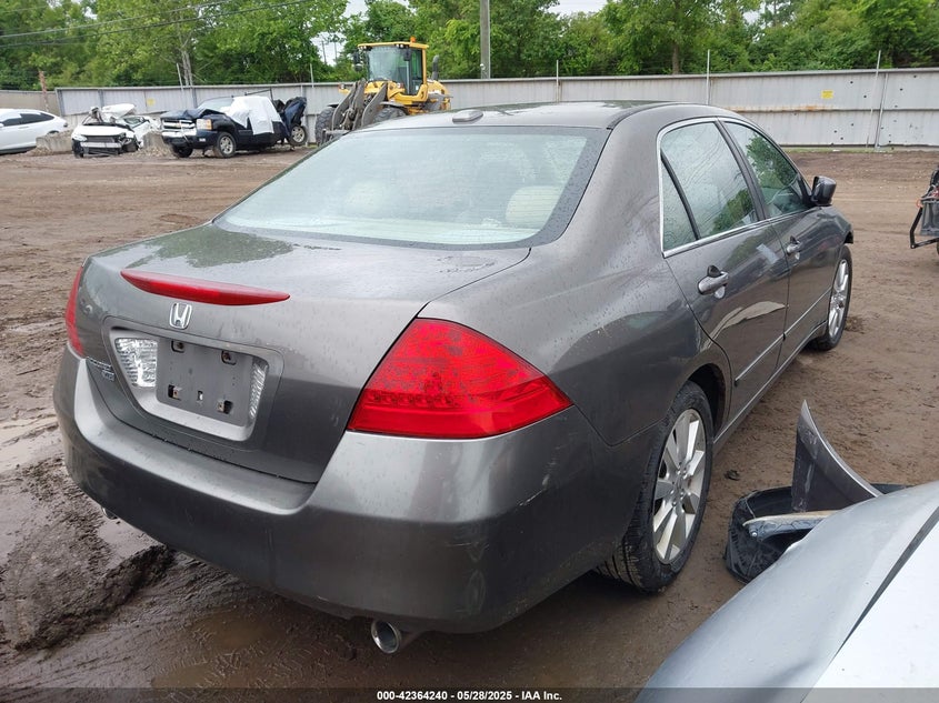 2007 HONDA ACCORD VIN: 1HGCM668X7A017198