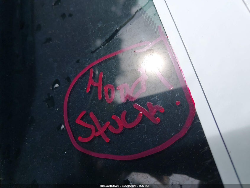 2018 CHEVROLET SILVERADO K1500 LT - 1GCVKREC5JZ120929