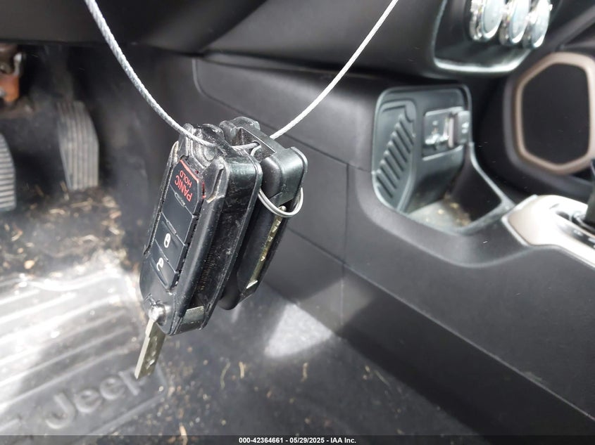 2015 JEEP RENEGADE LATITUDE - ZACCJABT5FPB28048