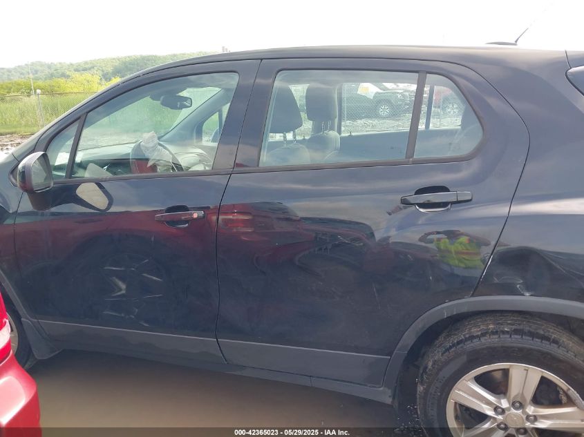 2017 Chevrolet Trax Ls VIN: 3GNCJNSB4HL281117 Lot: 42365023