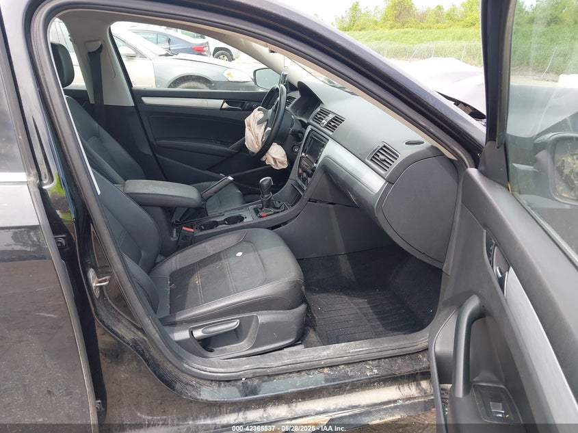 2013 VOLKSWAGEN PASSAT 2.5L SE - 1VWBP7A36DC012788