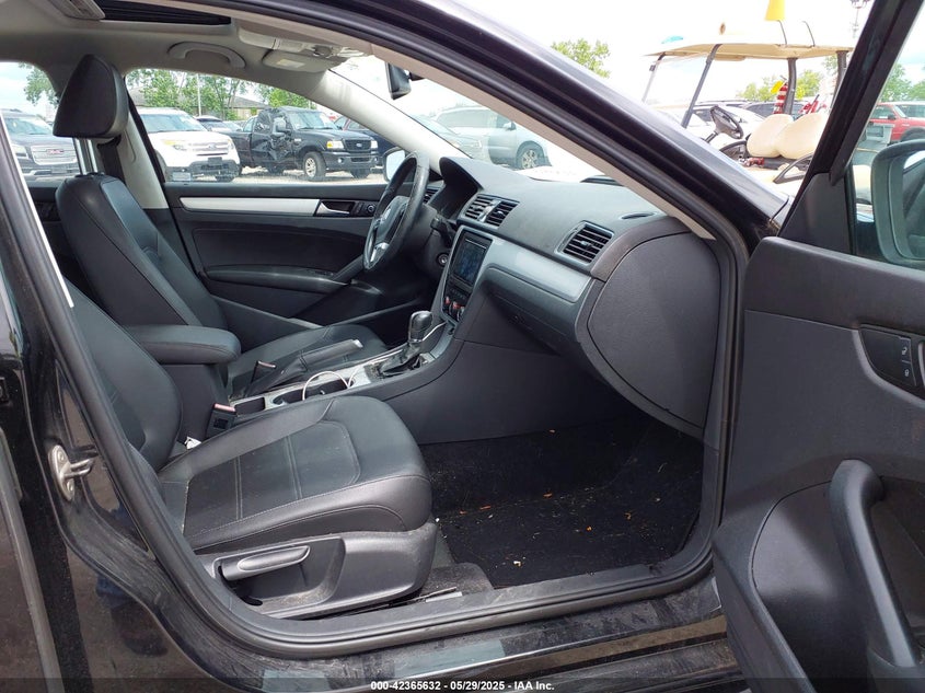 2013 VOLKSWAGEN PASSAT VIN: 1VWBN7A35DC104500