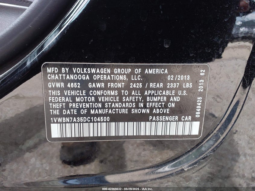 2013 VOLKSWAGEN PASSAT VIN: 1VWBN7A35DC104500