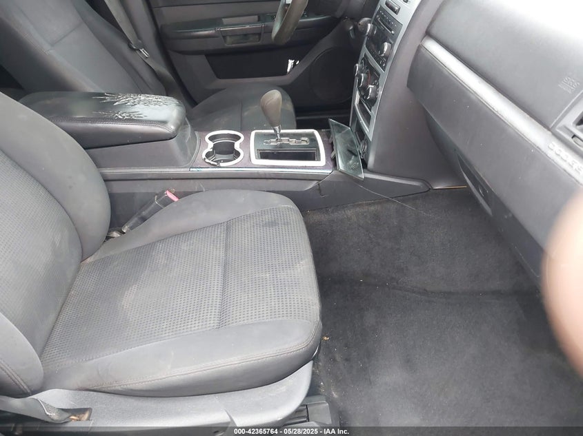 2010 Dodge Charger Sxt VIN: 0000002B3CA3CV2AH Lot: 42365764