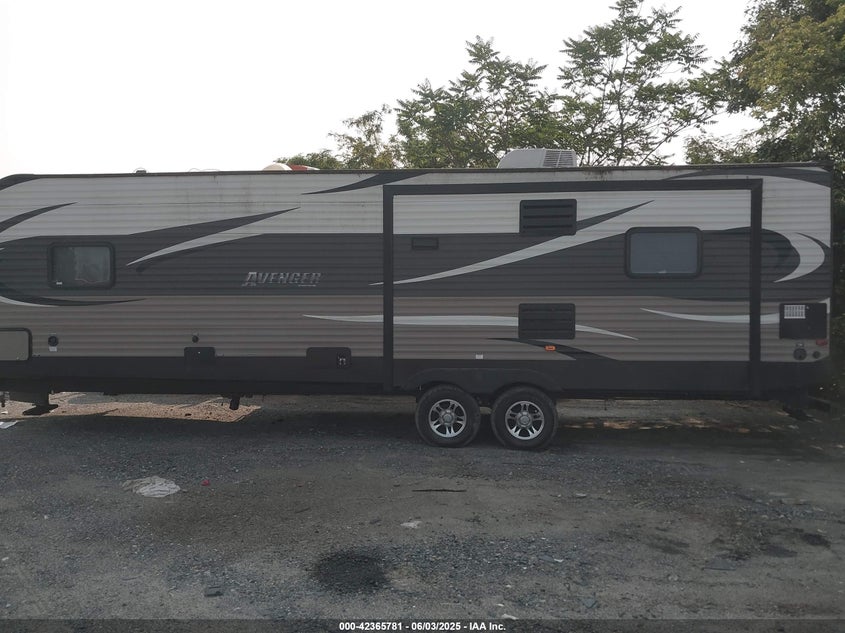 2015 FORE STRIVER AV VIN: 5ZT2AVXB4FB905976