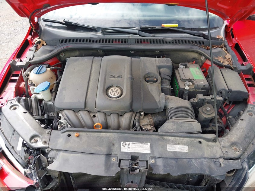 2013 VOLKSWAGEN JETTA 2.5L SE - 3VWDP7AJ6DM211202