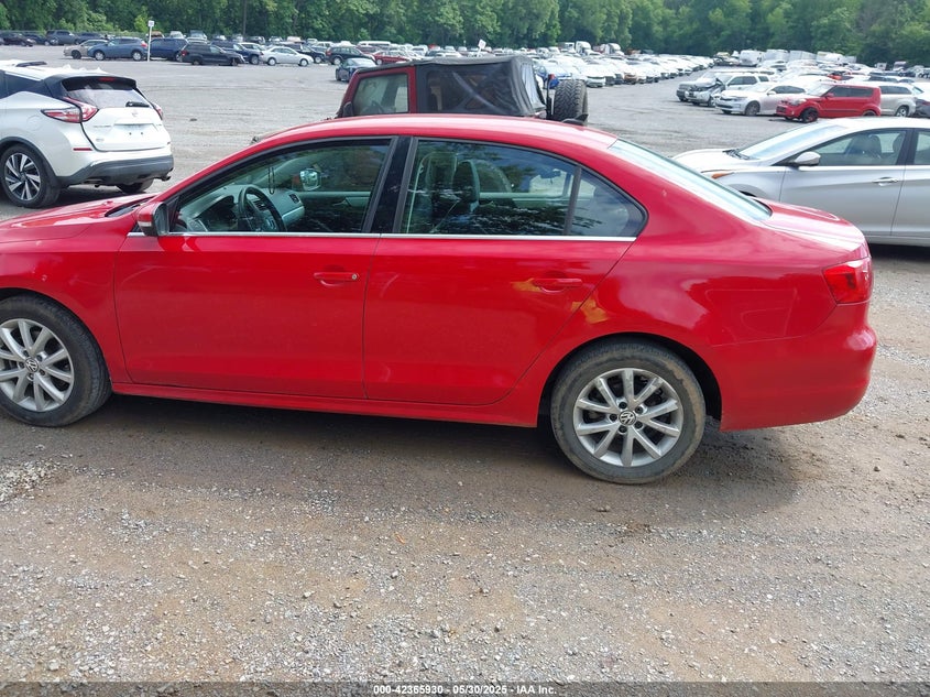 2013 VOLKSWAGEN JETTA 2.5L SE - 3VWDP7AJ6DM211202