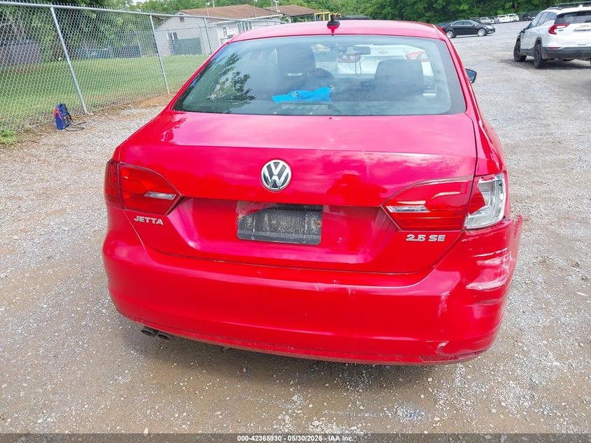 2013 VOLKSWAGEN JETTA 2.5L SE - 3VWDP7AJ6DM211202