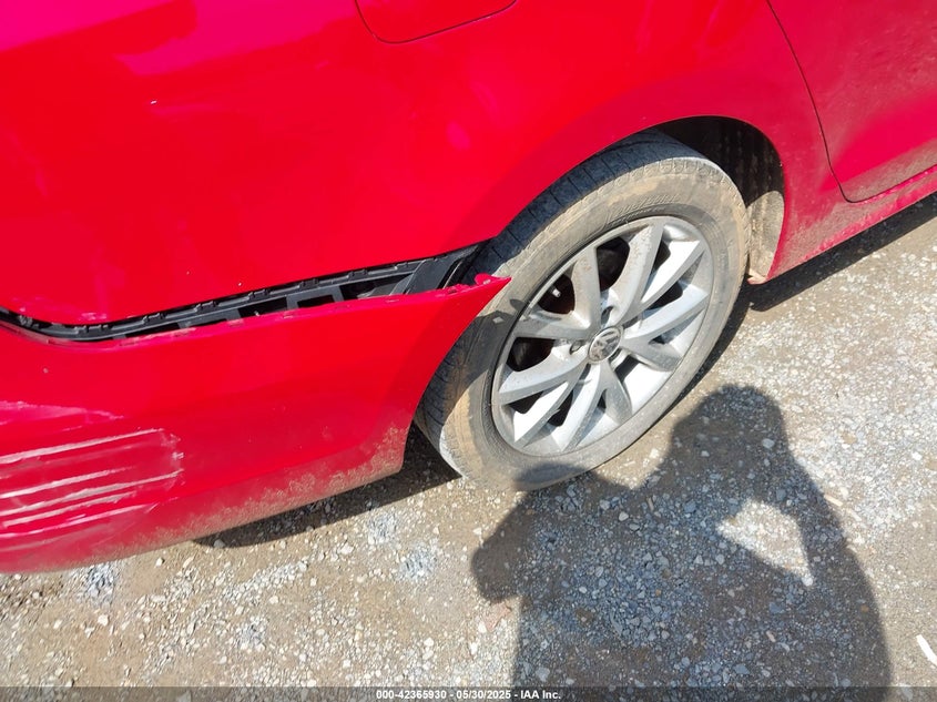 2013 VOLKSWAGEN JETTA 2.5L SE - 3VWDP7AJ6DM211202