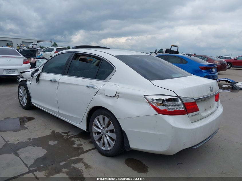 2013 HONDA ACCORD VIN: 1HGCR2F89DA118710