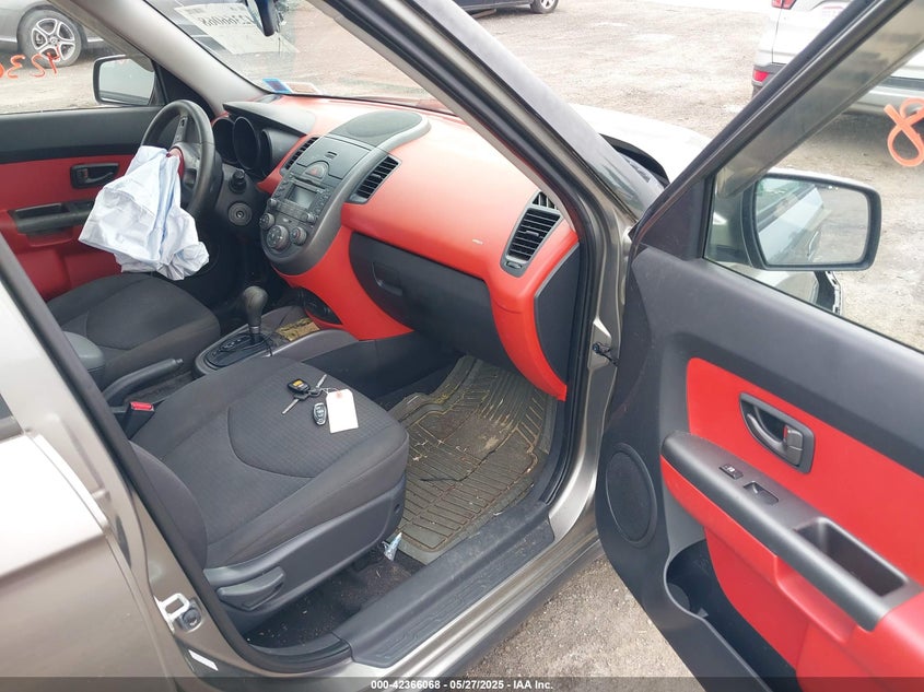 2010 KIA SOUL VIN: KNDJT2A2XA7049822
