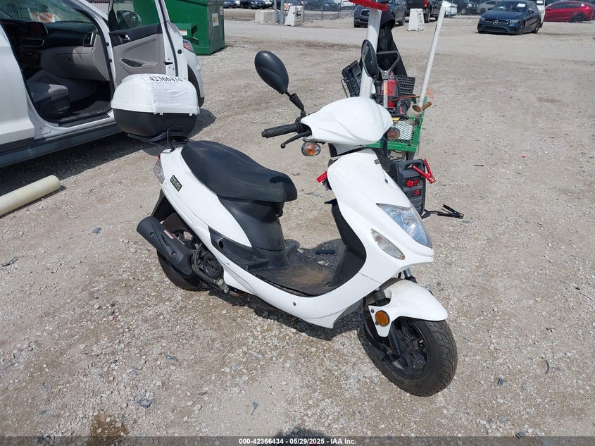 VIN: L4HCATA10H6000002 2017 NINGBO MOPED