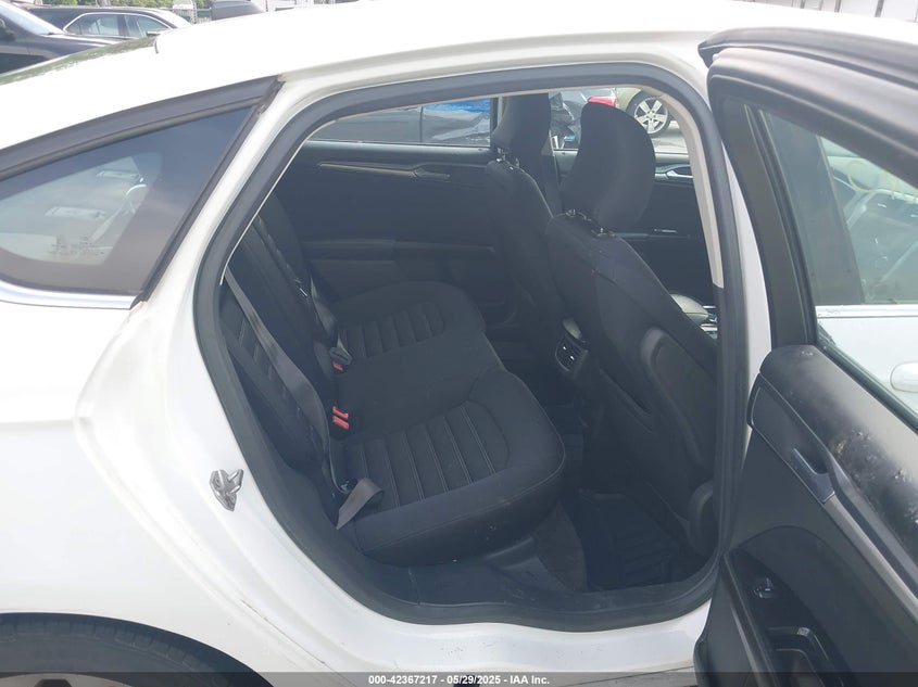 2015 FORD FUSION VIN: 1FA6P0H71F5114999