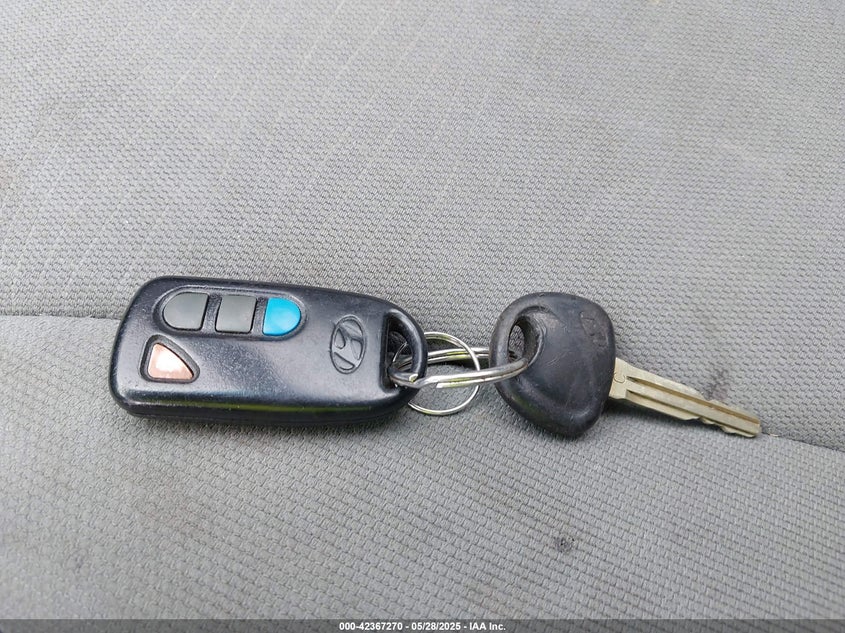 2012 HYUNDAI SANTA FE VIN: 5XYZG3AB8CG103394