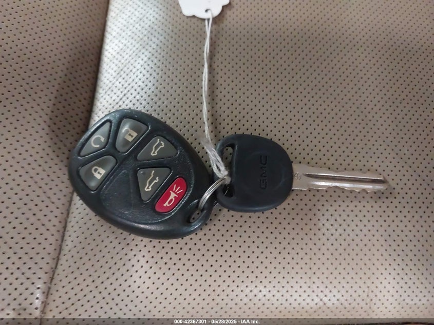 2010 GMC YUKON VIN: 1GKUKEEF0AR101692