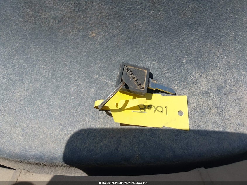 2004 Polaris Snowmobile VIN: SN1NK6ES04C428861 Lot: 42367481