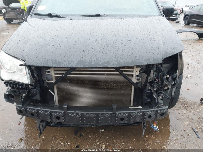 2019 DODGE GRAND CARAVAN SXT - 2C4RDGCG6KR518197