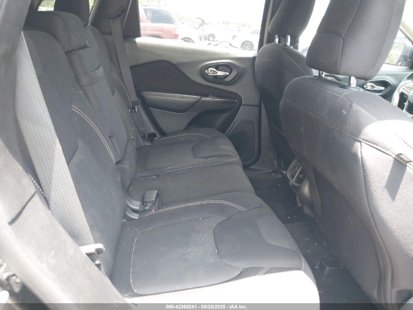 2015 Jeep Cherokee Latitude VIN: 1C4PJLCB0FW656635 Lot: 42368241