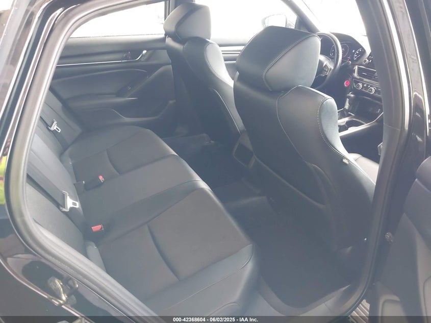 VIN 1HGCV1F39LA157807 2020 HONDA ACCORD SPORT